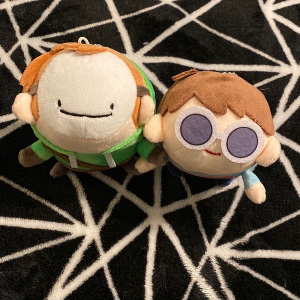 Dream smp merch